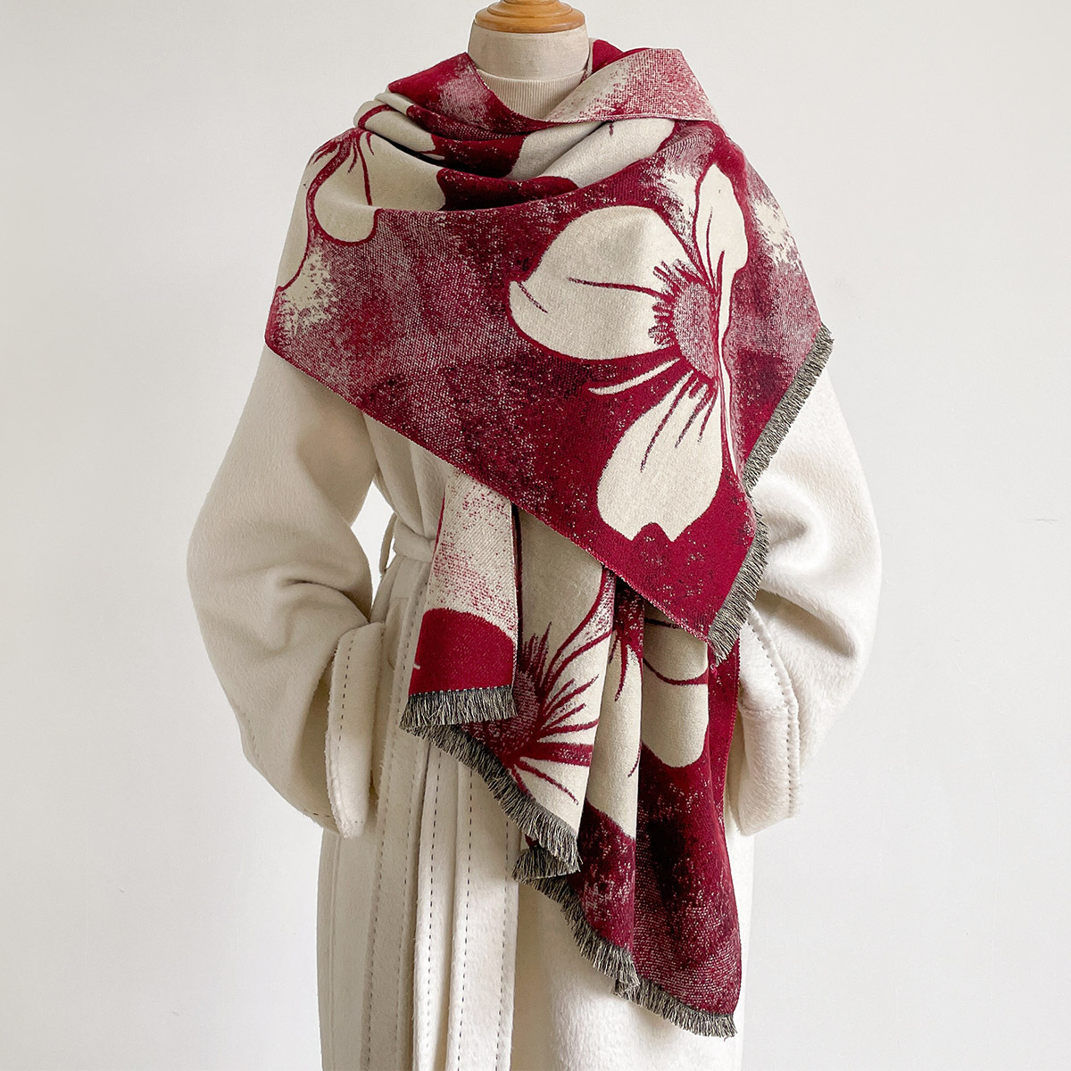 Pashmina Wrap Large - ผ้าพันคอแคชเมียร์เทียมสำหรับผู้หญิง ผ้าคลุมไหล่หนานุ่มอุ่นพร้อมขอบพู่ ผ้าพันคอพิมพ์ลายสองด้านสำหรับฤดูหนาว ผ้าพันคอปัชมิน่าขนาดใหญ่สำหรับฤดูใบไม้ร่วง